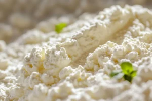 What is the most popular way to eat cottage cheese?